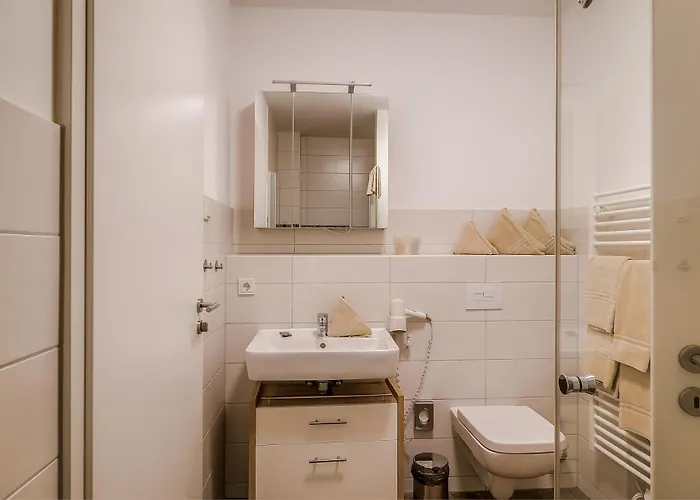 Lagovida Moewenblick C Am Stoermthaler アパート *